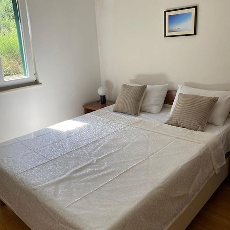 Apartman Emil Supetar Exterior foto